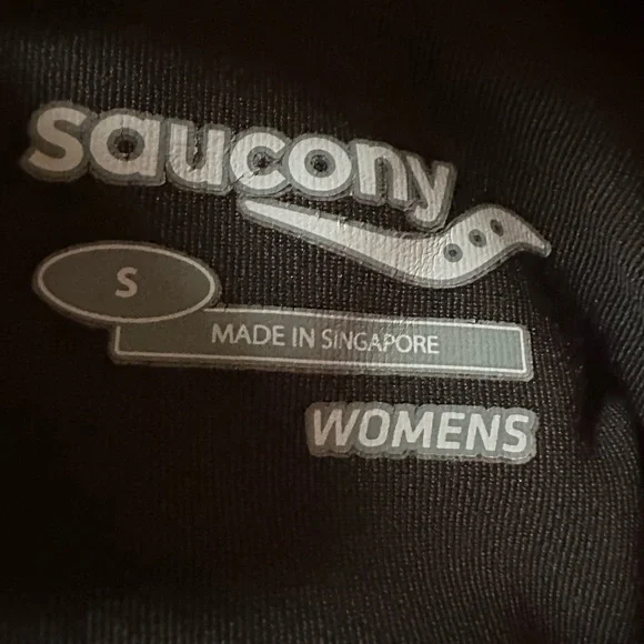 Saucony Long sleeve Athletic Zip Up Jacket. Size small - Picture 7 of 7